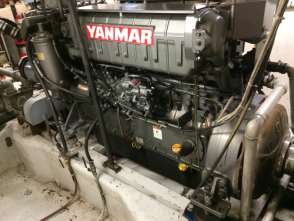 Yanmar 6HYM engine